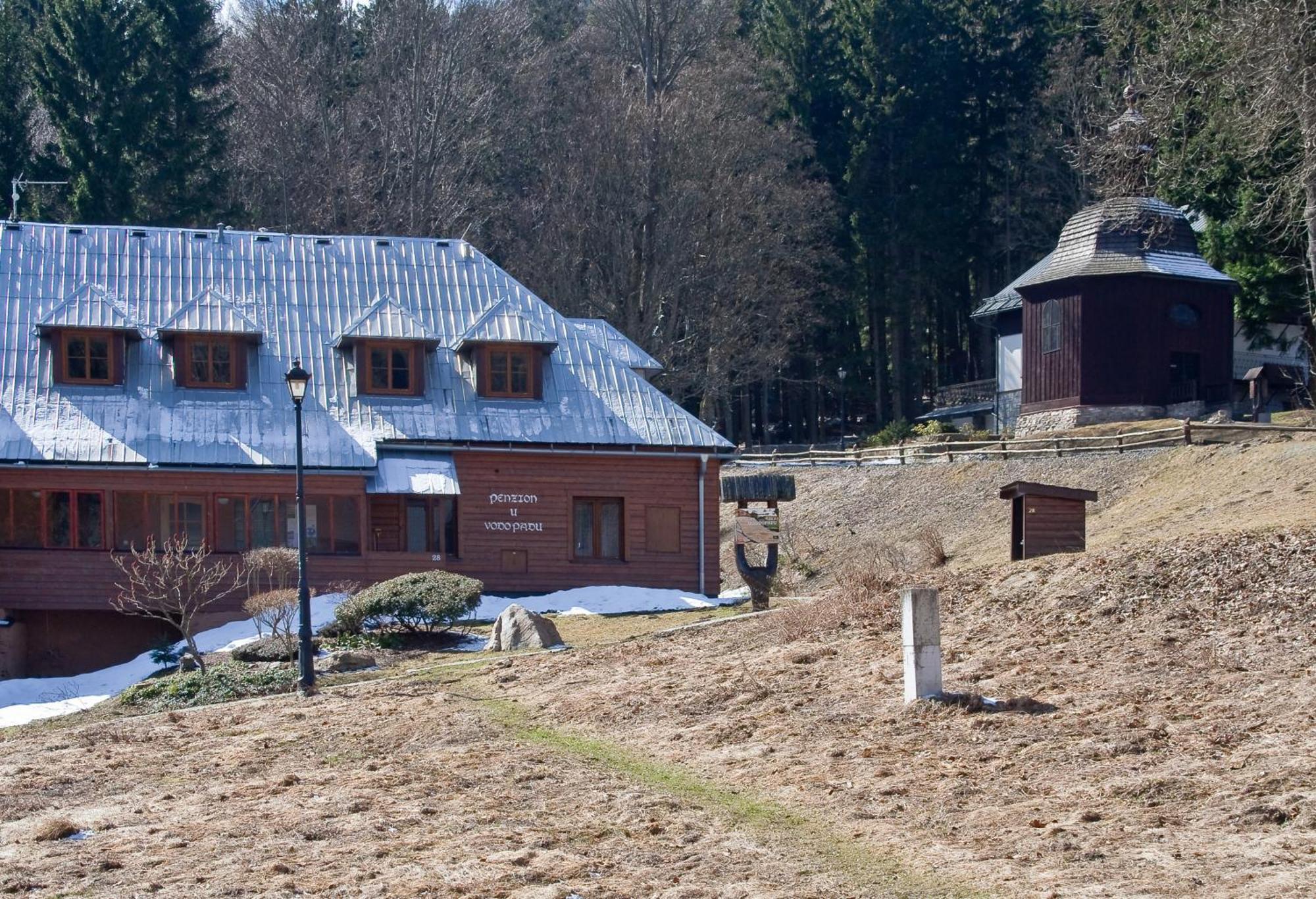 Penzion U Vodopadu Karlova Studánka Exterior photo
